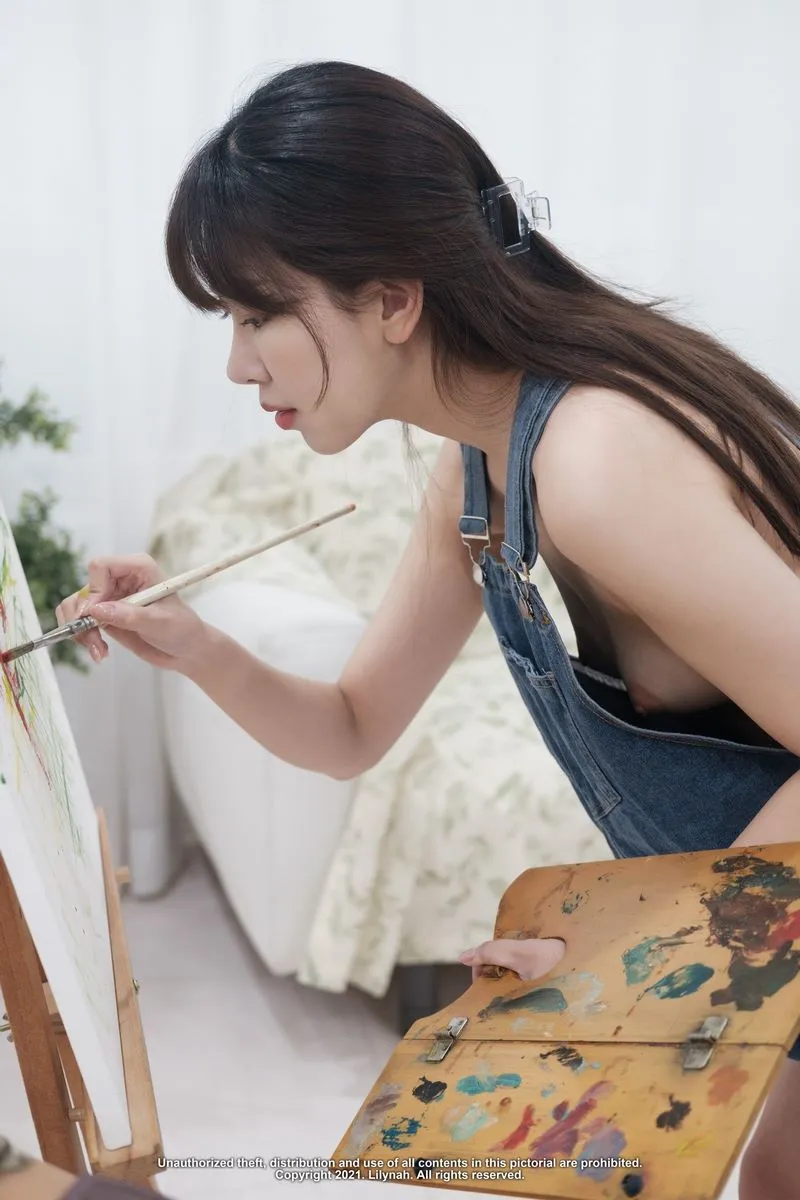 Lilynah专辑写真