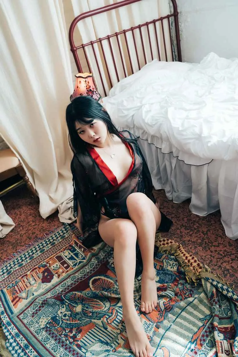 Loozy专辑写真
