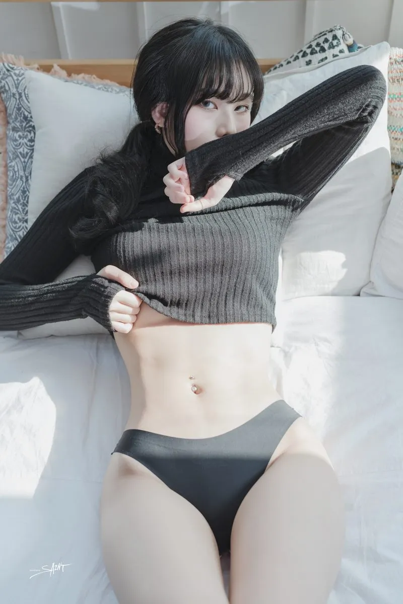 SaintPhotoLife专辑写真