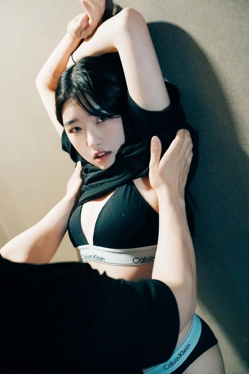 Loozy专辑写真
