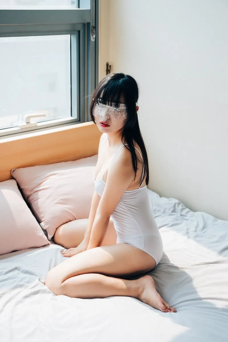 Loozy专辑写真