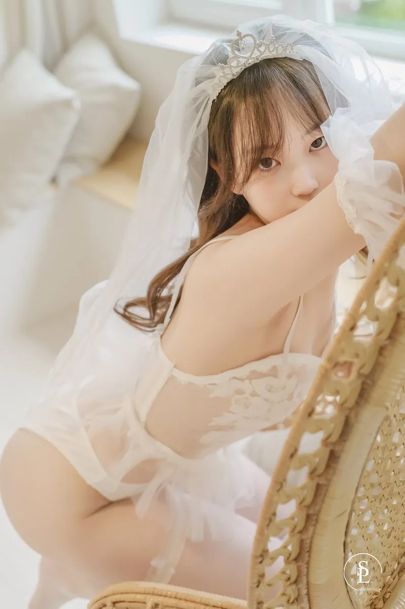 SaintPhotoLife专辑写真