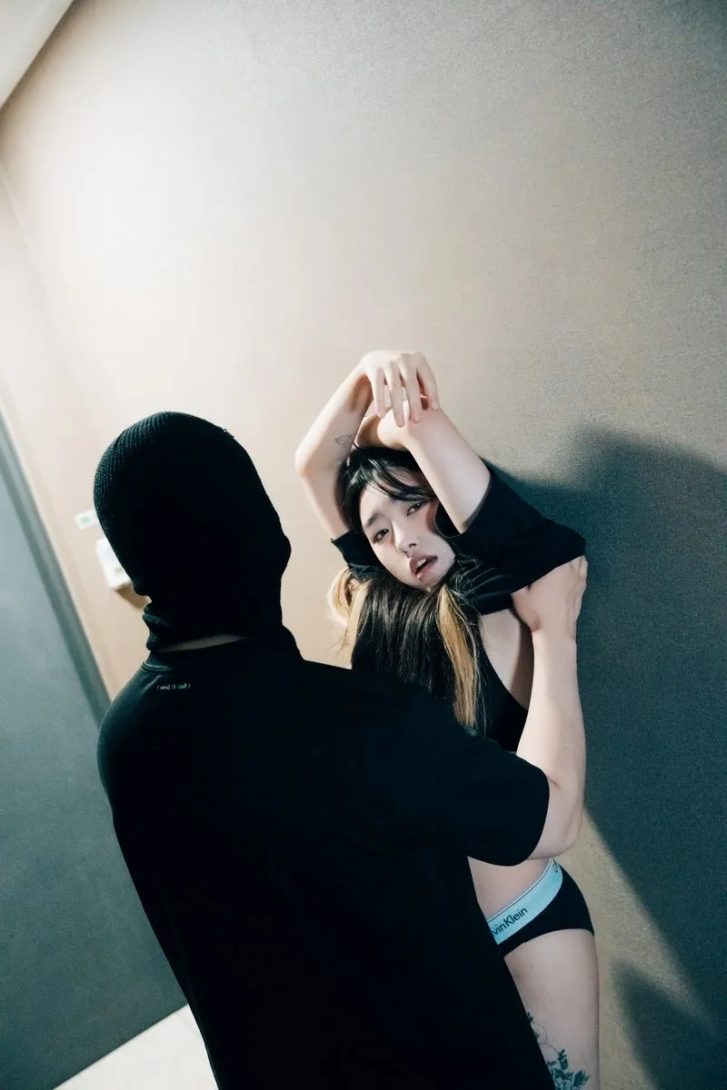 Loozy专辑写真