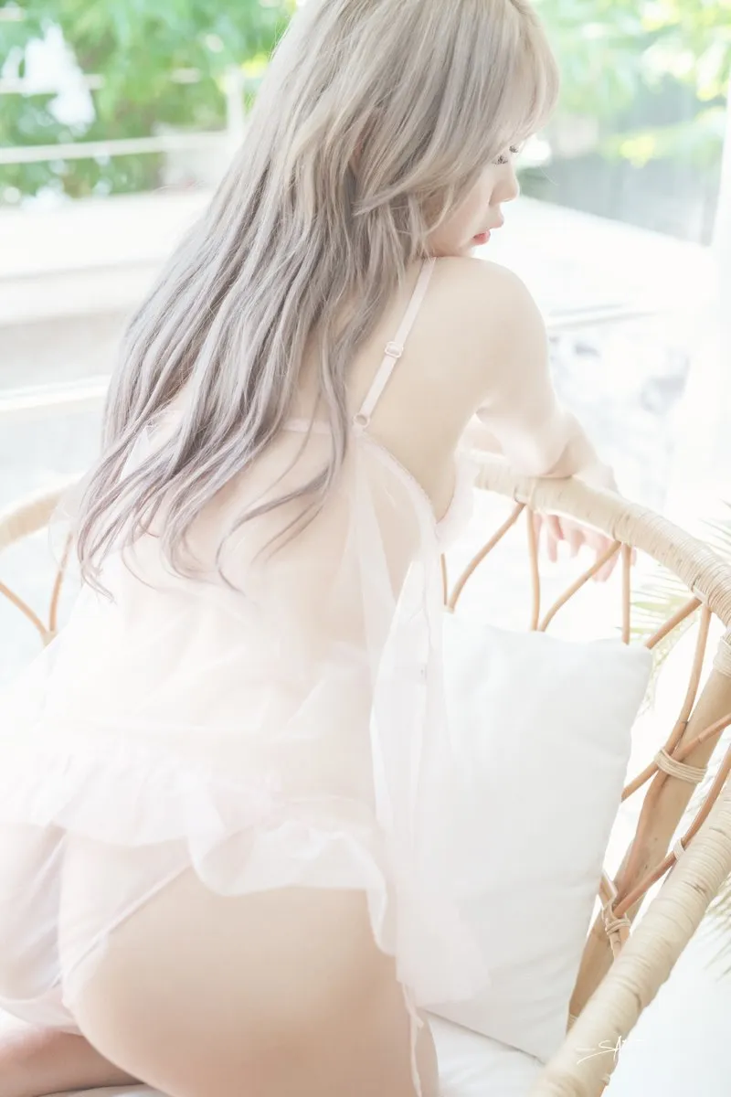 SaintPhotoLife专辑写真