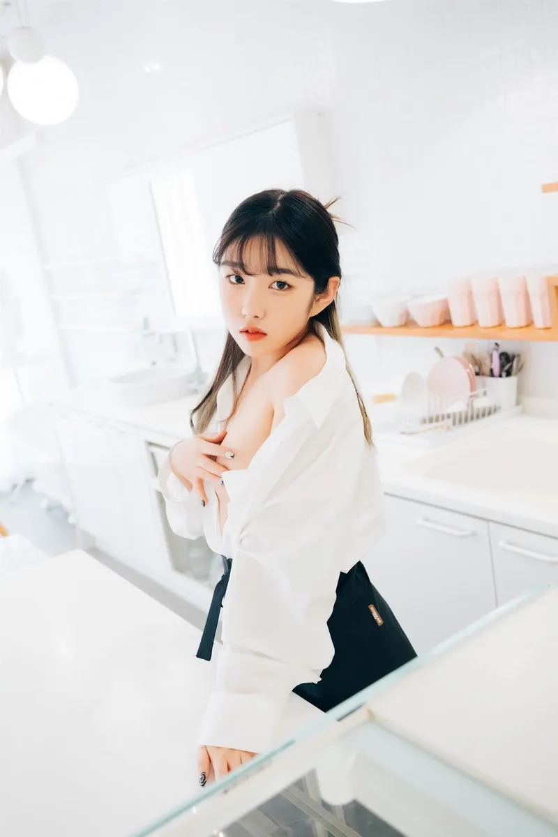 Loozy专辑写真