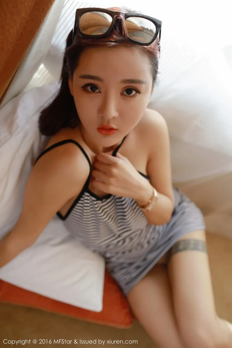 MFStar模范学院专辑写真