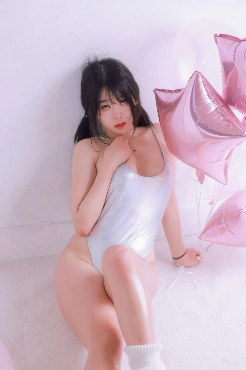 YO-U专辑写真