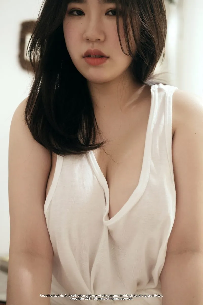Lilynah专辑写真