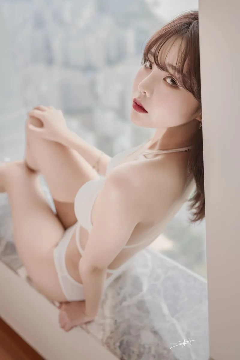 SaintPhotoLife专辑写真
