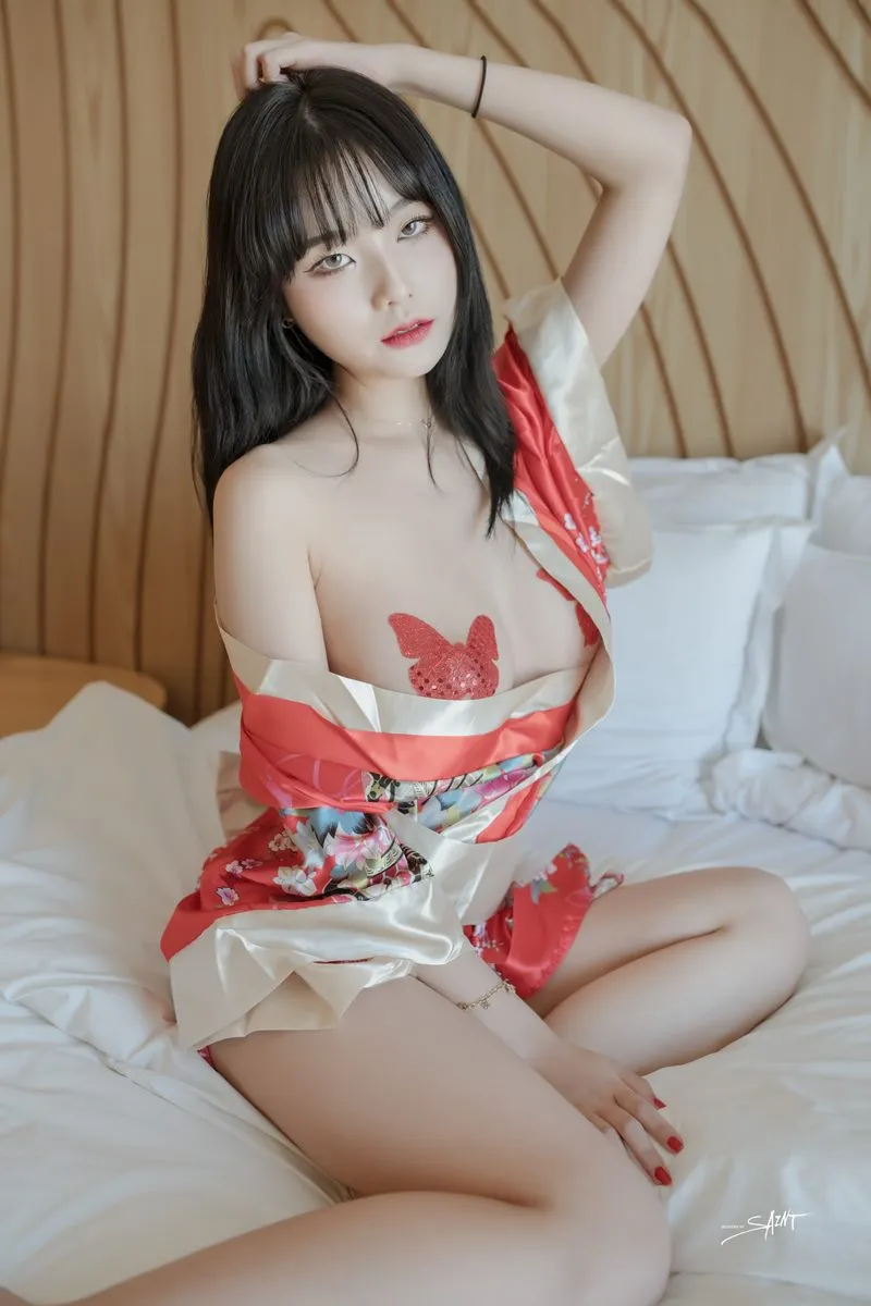 SaintPhotoLife专辑写真